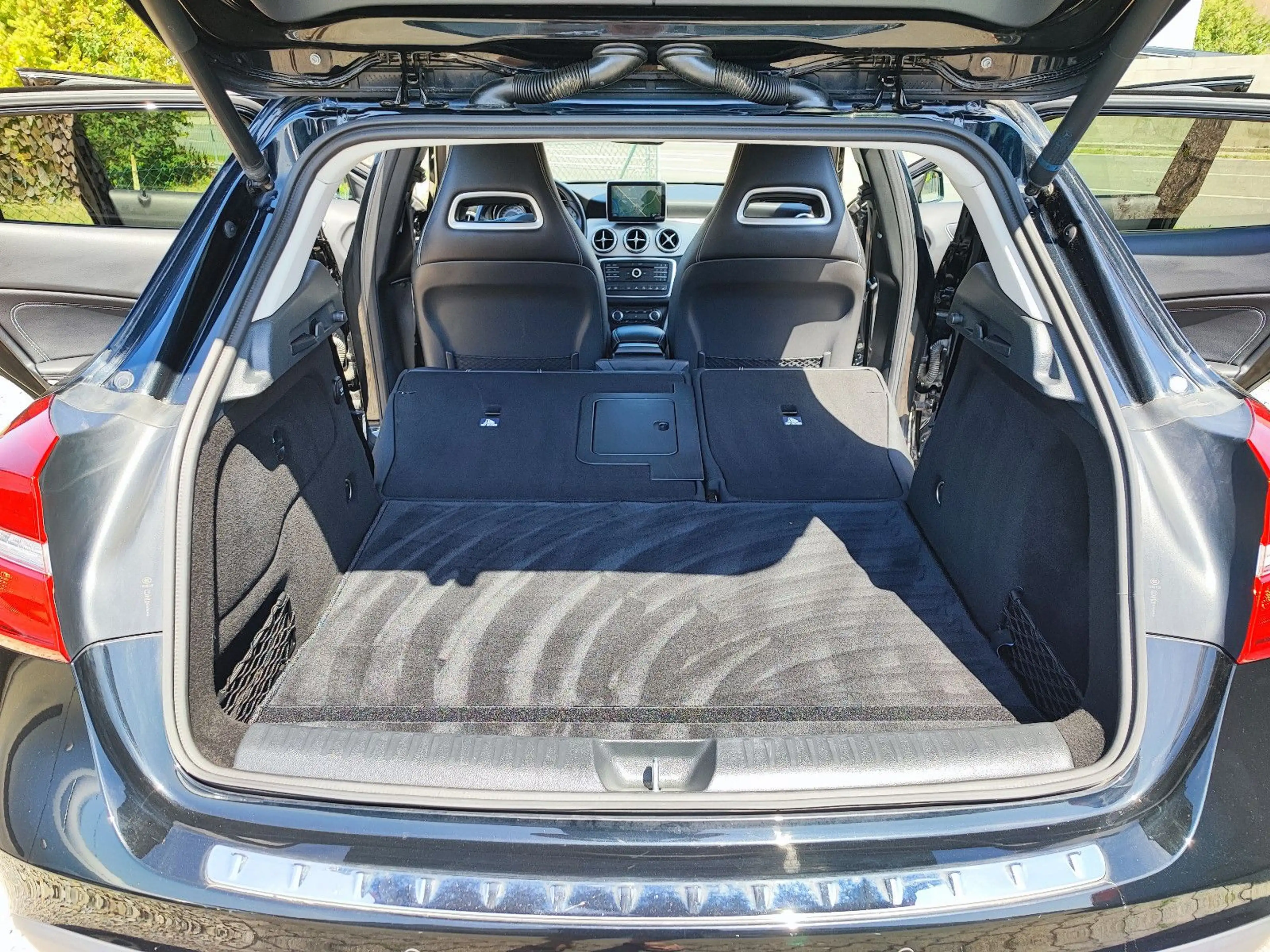 Mercedes-Benz GLA 200 CDI / d 4Matic/Nav/Xen/AHK/Kam — photo 15