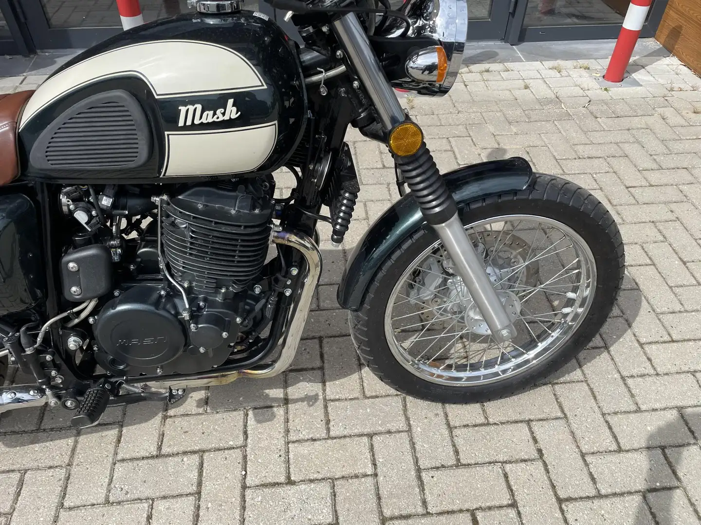 Mash Six Hundred 650 Classic #A2 Rijbewijs - 2