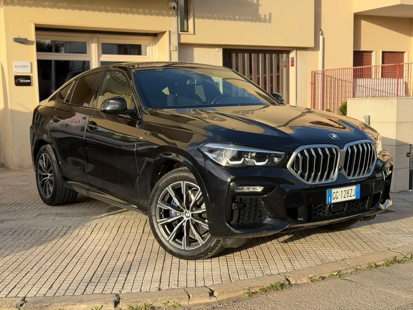 BMW X6 xdrive30d mhev 48V Msport auto Negro - 2