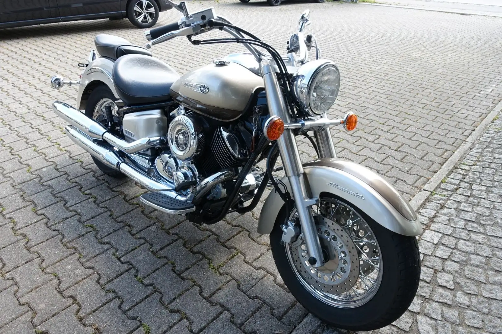 Yamaha DragStar 1100 Classic Oro - 1