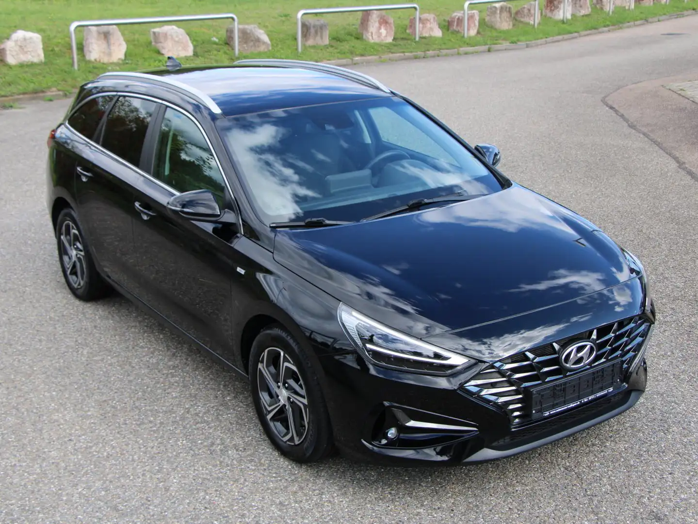 Hyundai i30 i30 Kombi Kombi 1.5 T-GDI 48V-Hybrid Prime Noir - 2