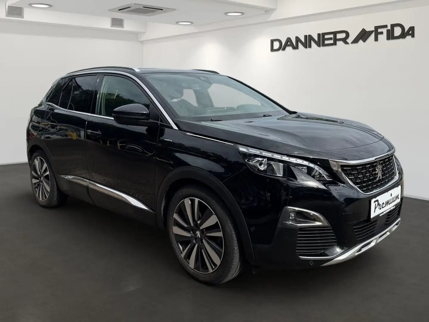 Peugeot 3008 Hybrid 4WD GT Schwarz - 2