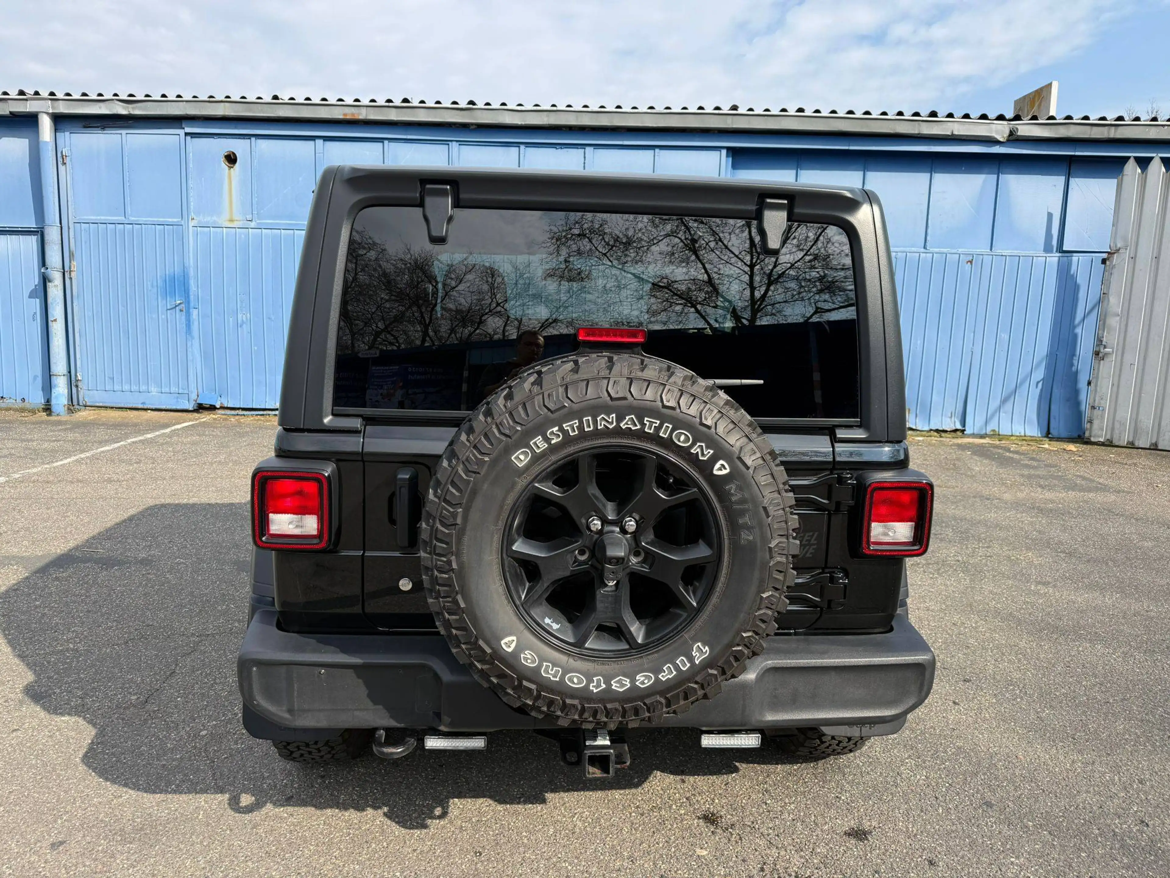 Jeep Wrangler 2.0 T-GDi Sport Willys — photo 3