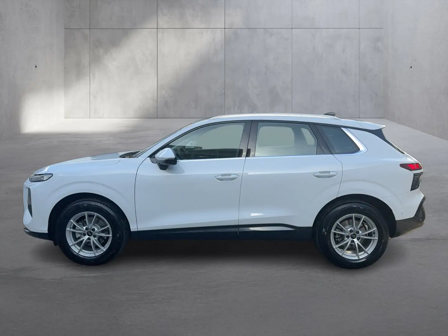 Audi Q3 TFSI 110 kW  intense Weiß - 2