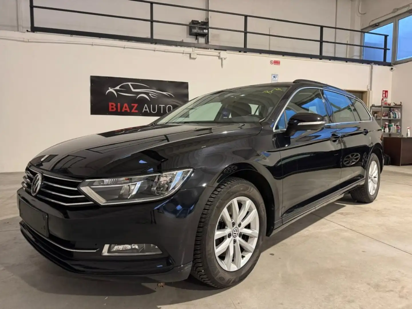 Volkswagen Passat Variant 2.0 TDI Executive BlueMotion Tech. 150CV Gris - 1