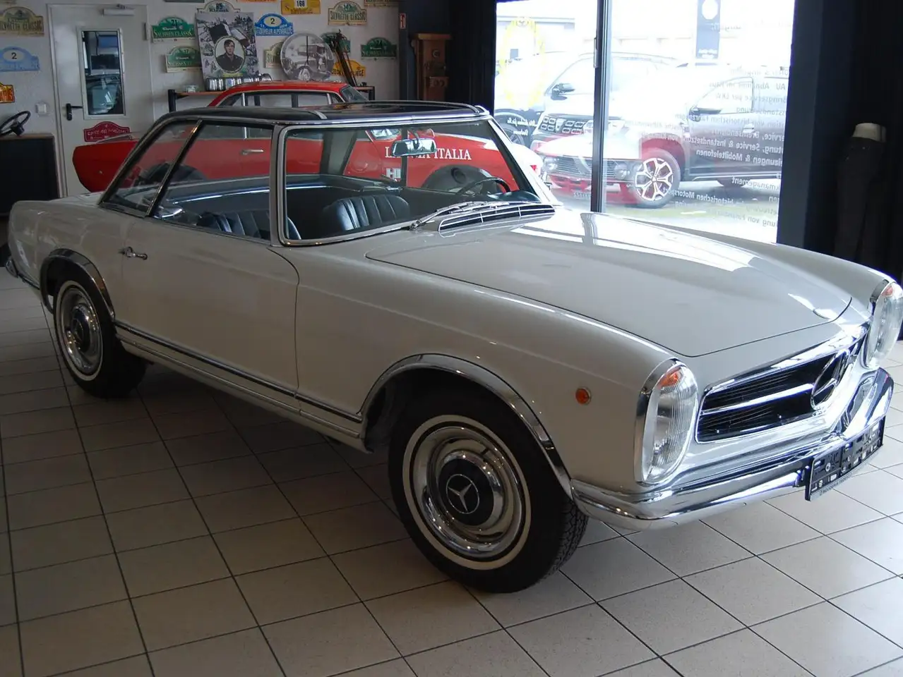 Mercedes-Benz SL 230 W113, foto 2