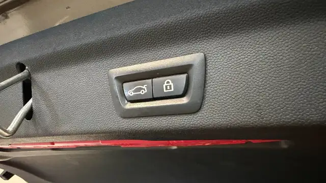Mini Cooper Se view 15