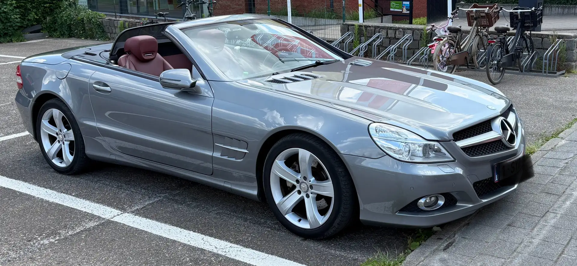 Mercedes-Benz SL 280 SL 280 7G-TRONIC Срібний - 1
