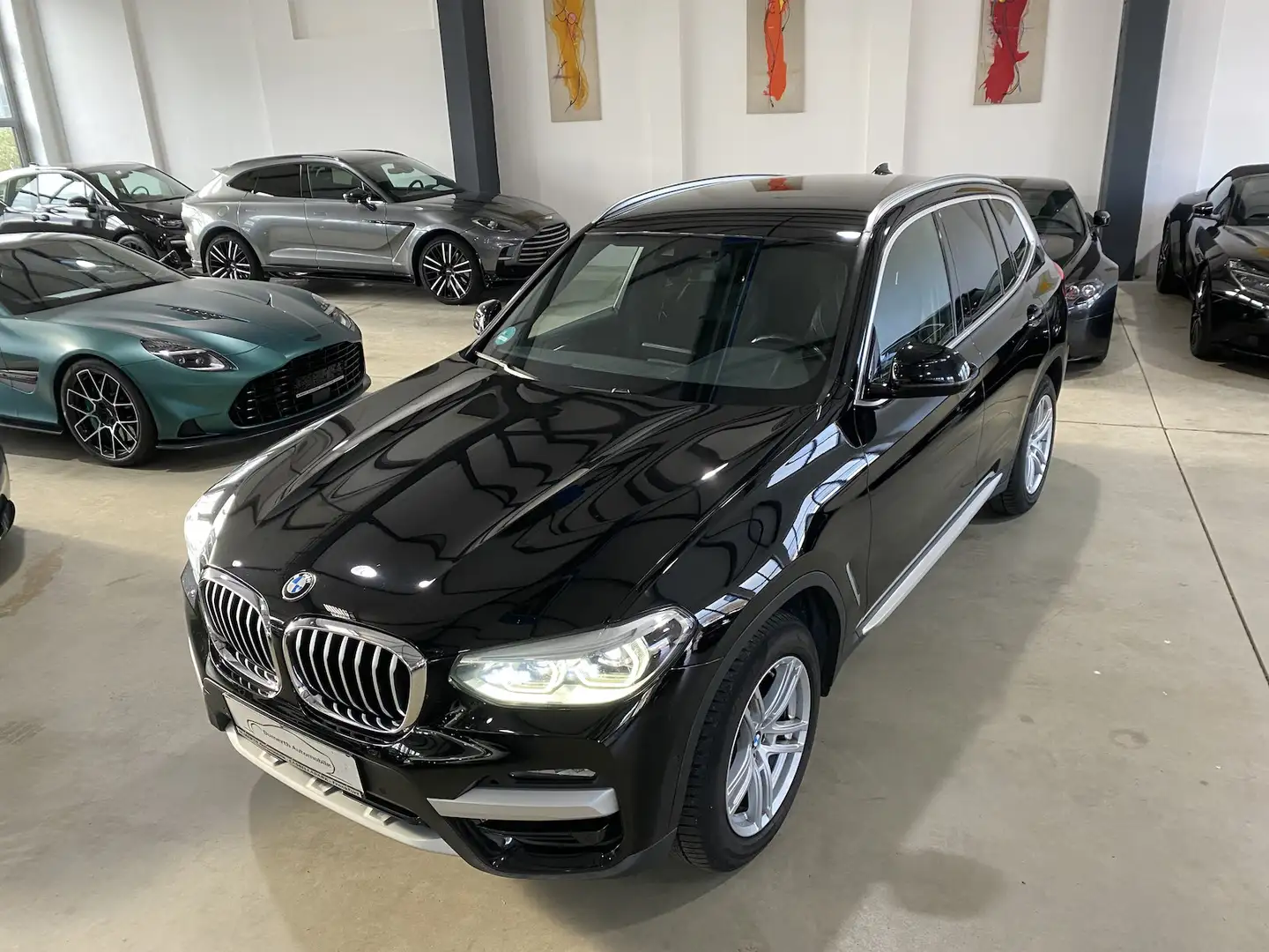 BMW X3 xDrive 20d xLine/Navi/LED/18/RFK/ACC/HIFI Noir - 2