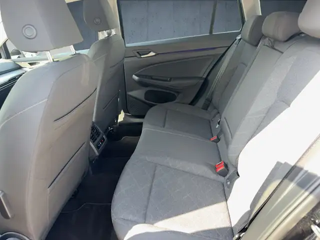 Volkswagen Golf view 12