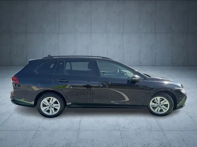 Volkswagen Golf view 6