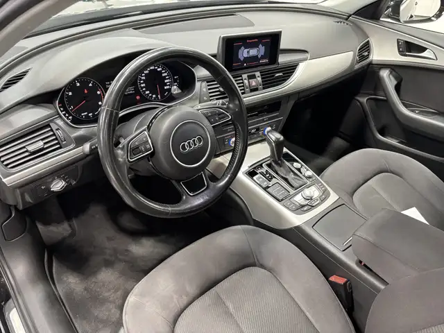 Audi A6 view 12
