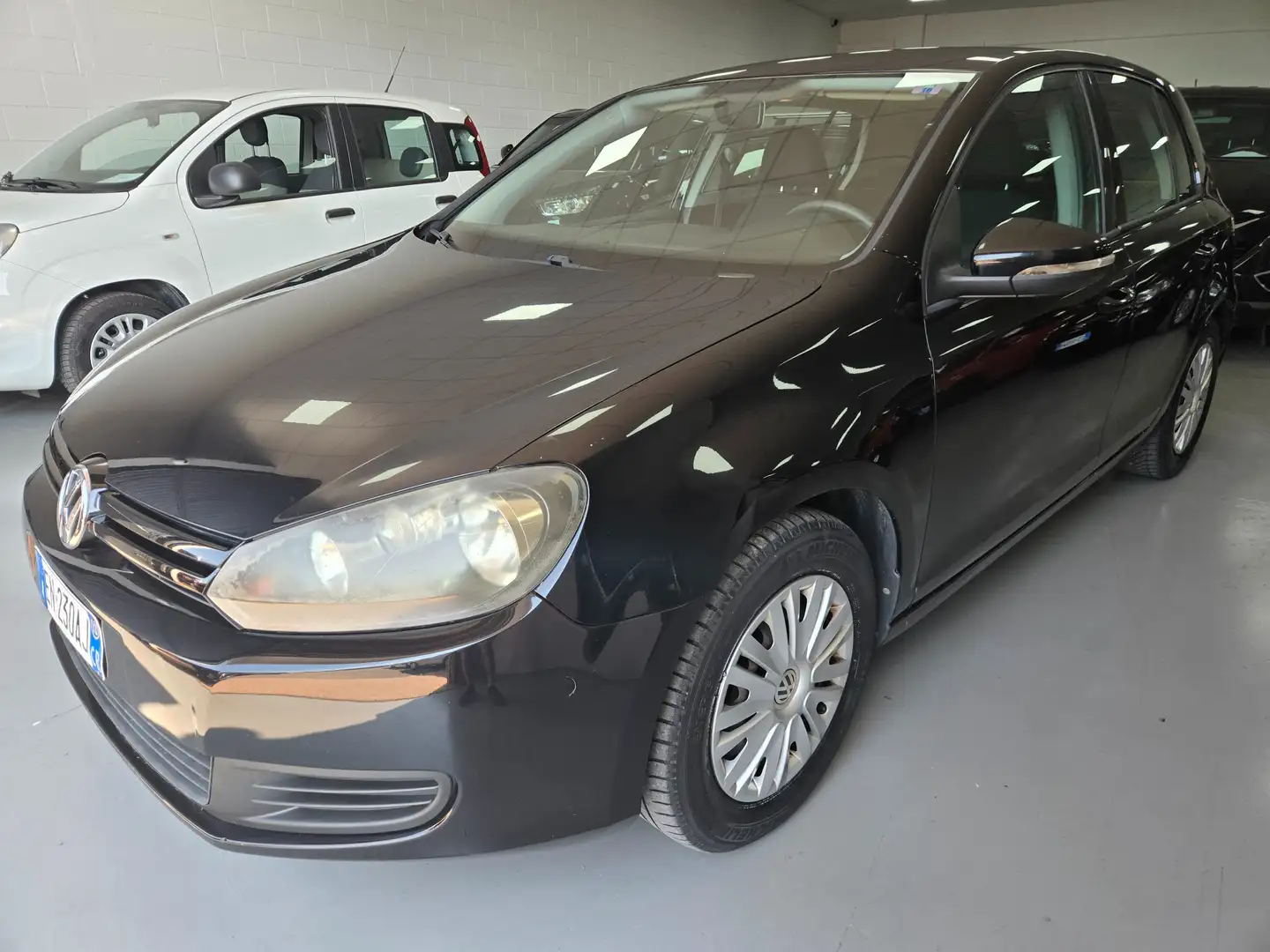 Volkswagen Golf 5p 1.6 tdi Comfortline Nero - 1