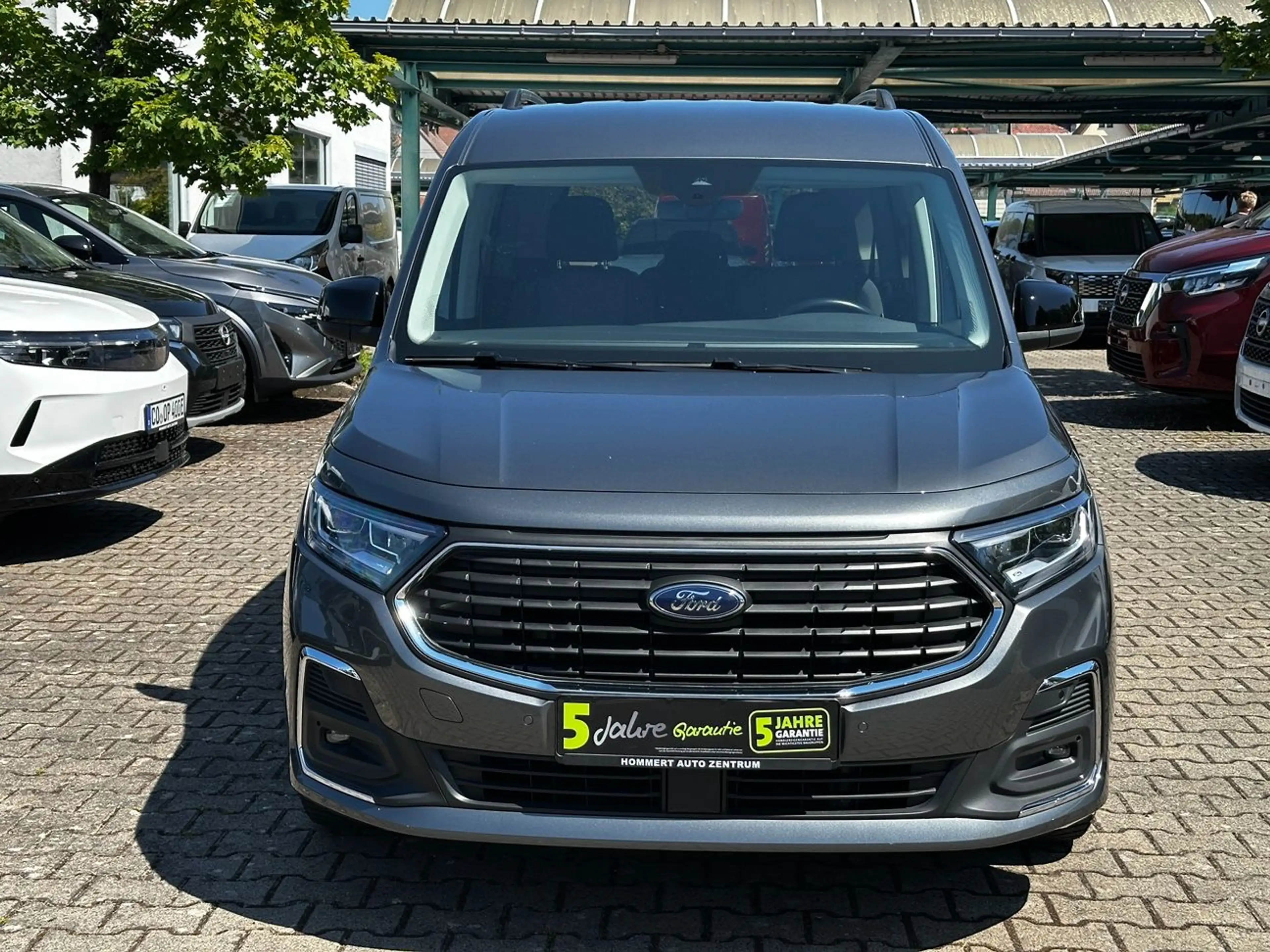 Ford Tourneo Connect 2.0 EcoBlue Titanium *Kamera*Navi — photo 3