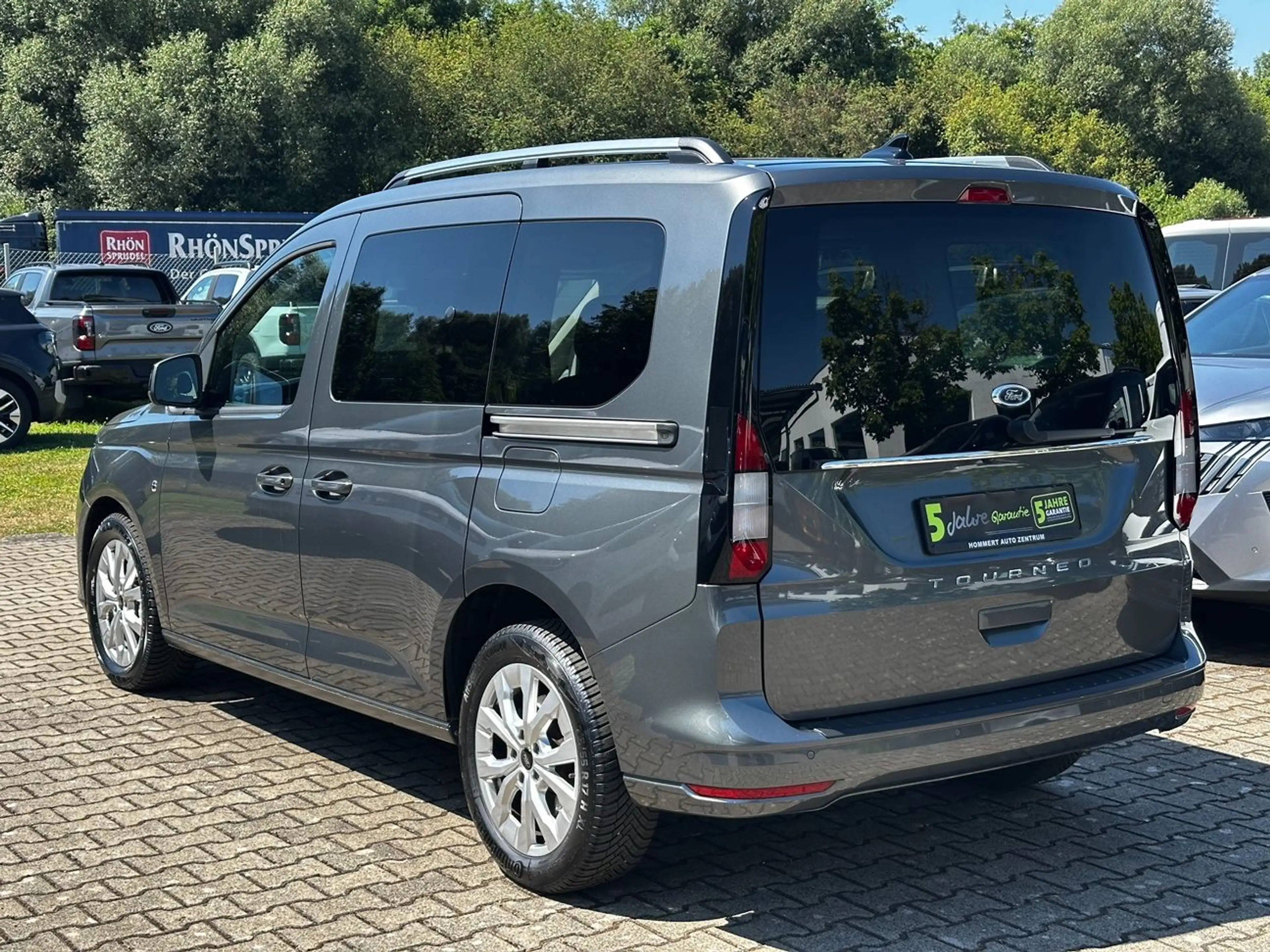 Ford Tourneo Connect 2.0 EcoBlue Titanium *Kamera*Navi — photo 9
