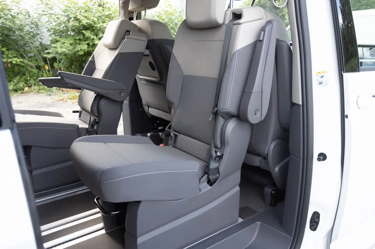 Volkswagen T7 Multivan 2026 — фото 17