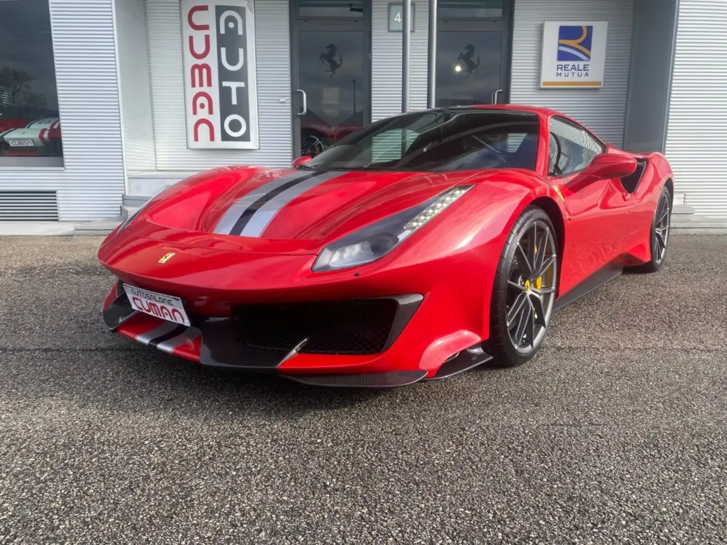 Ferrari 488 Pista Red - 2