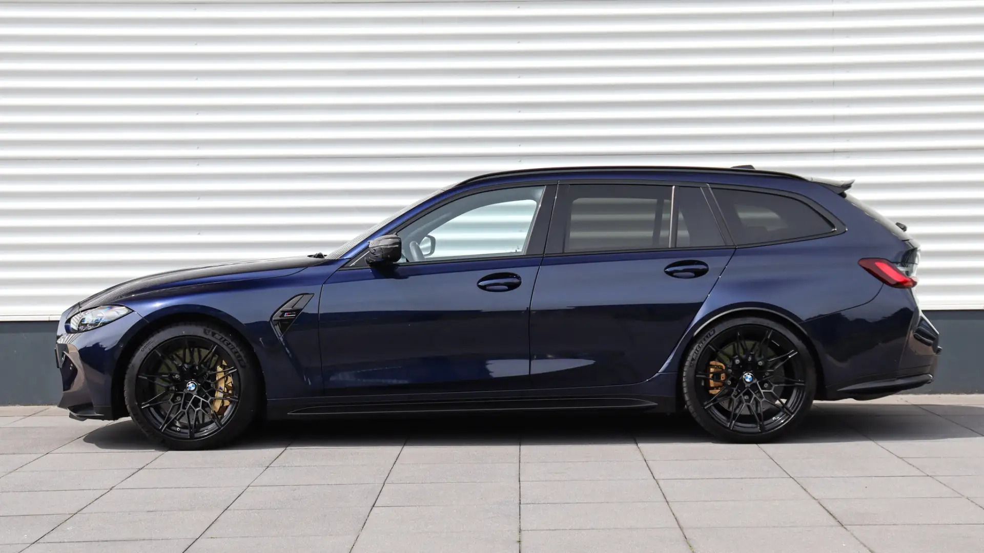 BMW M3 Touring xDrive Competition | M Race Track pakket | Blauw - 2