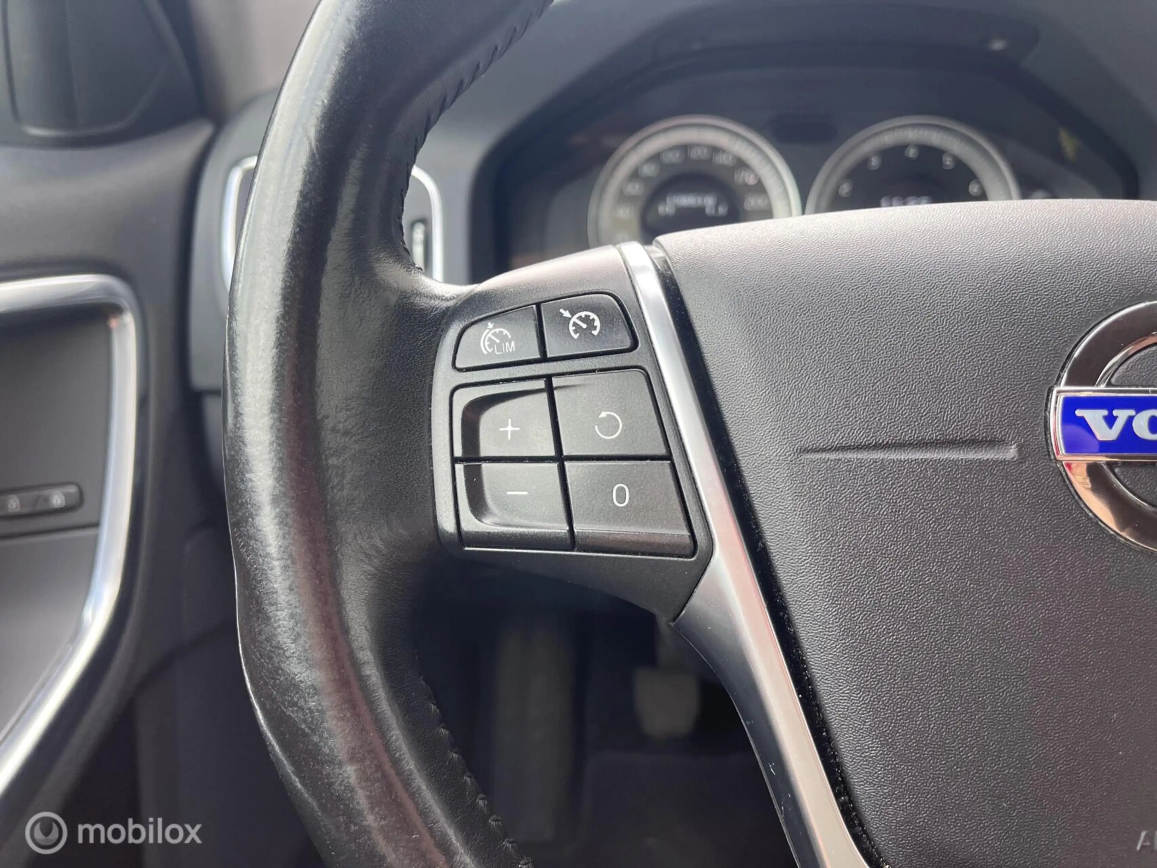 Volvo V60 1.6 T3 Summum | Stoelverwarming | — photo 16