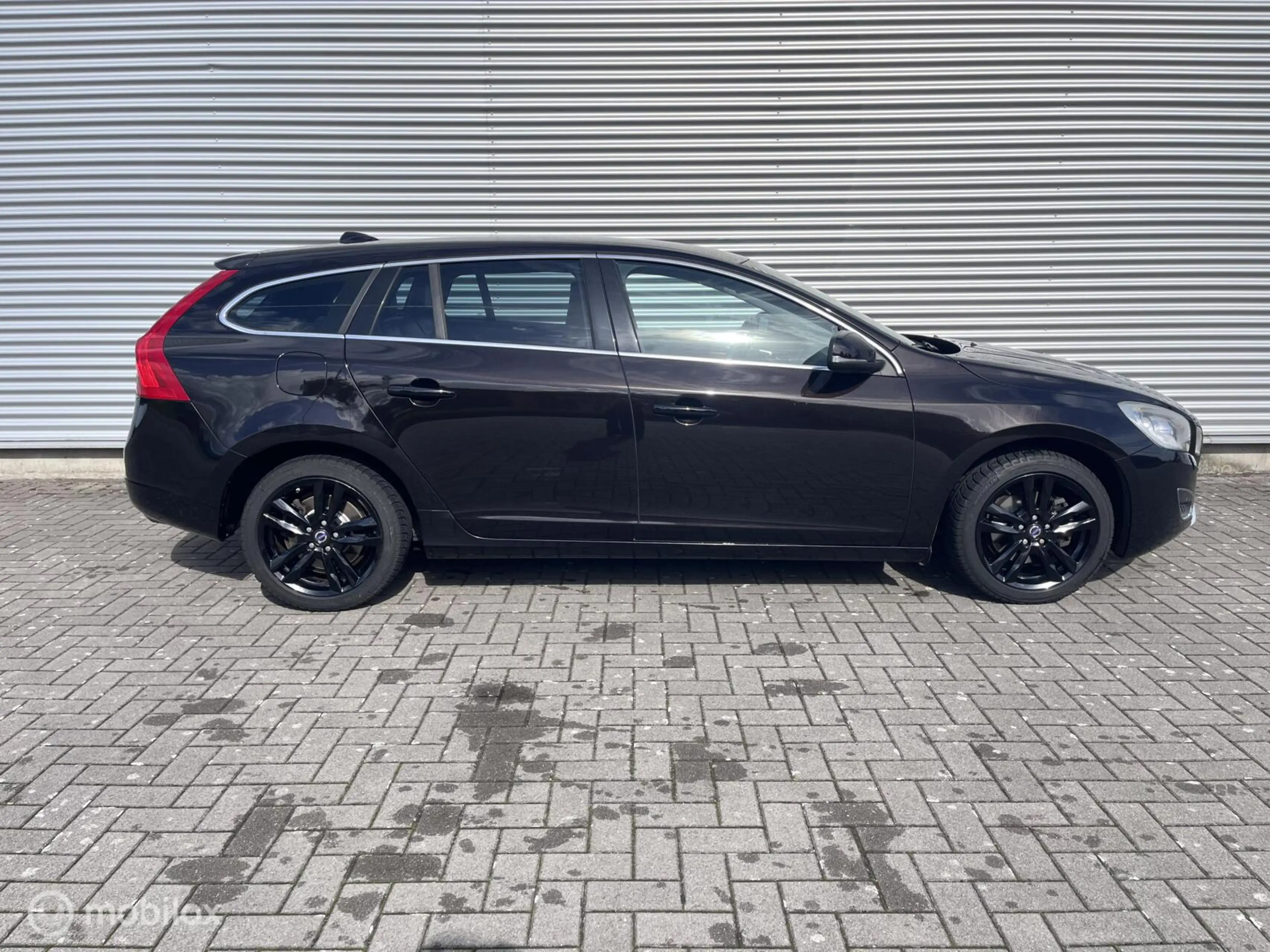 Volvo V60 1.6 T3 Summum | Stoelverwarming | — photo 4
