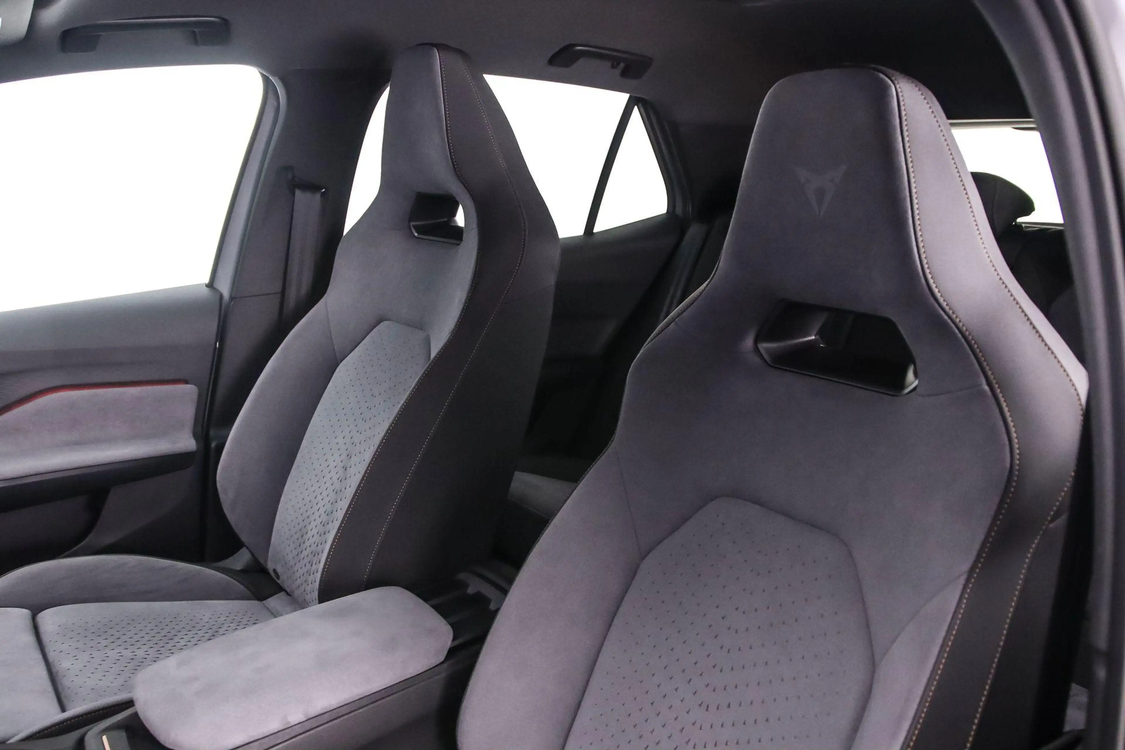 CUPRA Born Adrenaline 62 kWh 204pk Automaat Adaptive cruise c — photo 4