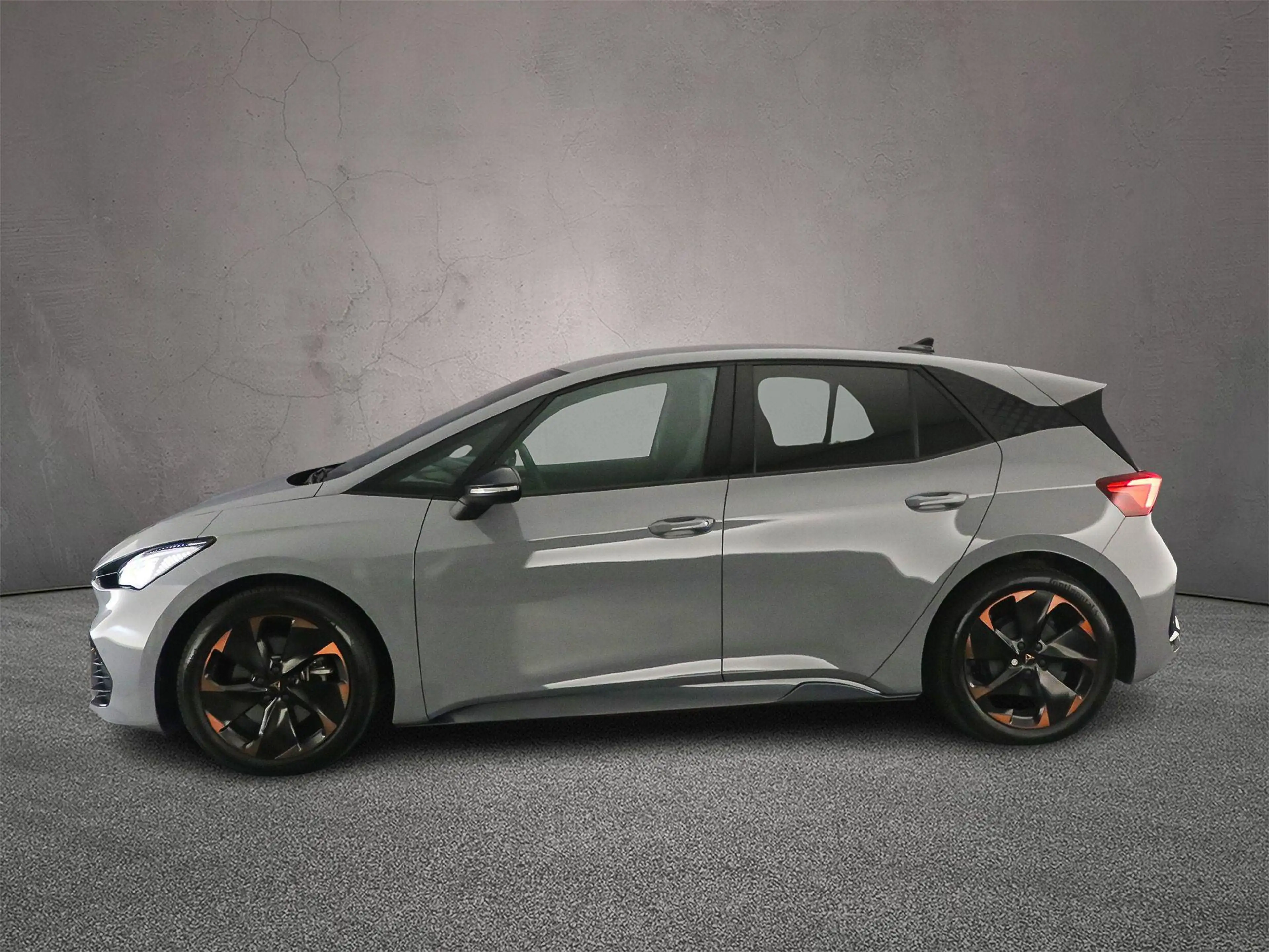 CUPRA Born Adrenaline 62 kWh 204pk Automaat Adaptive cruise c — photo 2