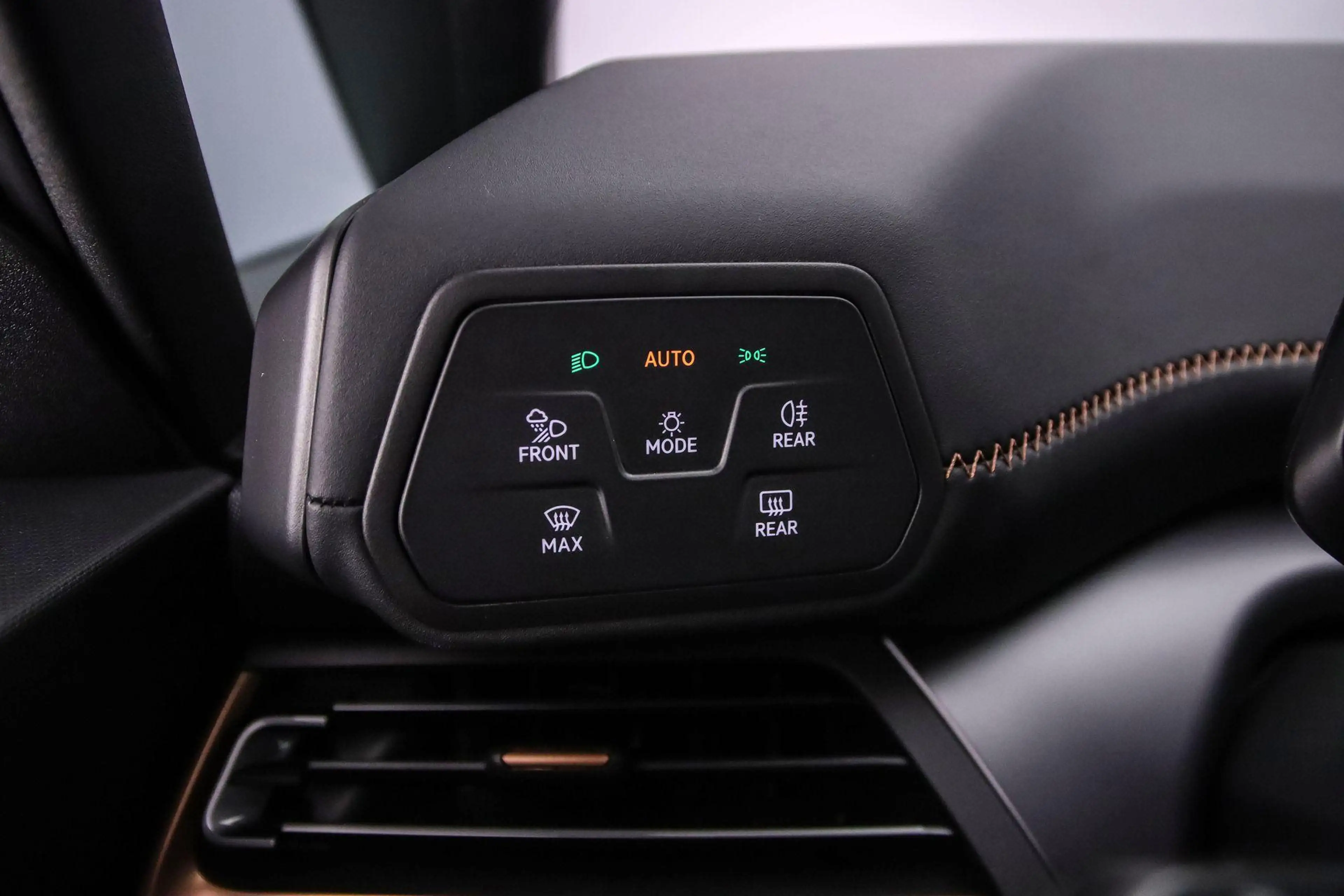 CUPRA Born Adrenaline 62 kWh 204pk Automaat Adaptive cruise c — photo 13