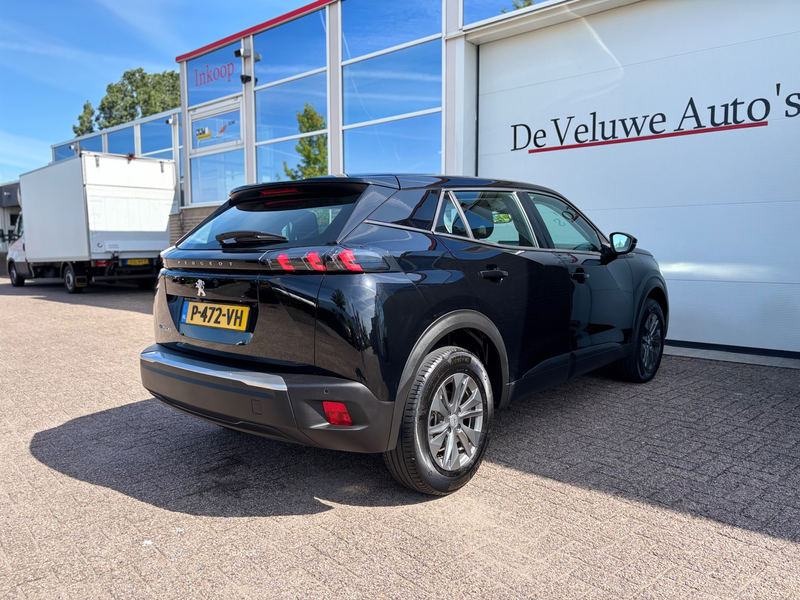 Peugeot e-2008 EV Active Pack 50 kWh|1 eig.|180 cam.|LED| — photo 2