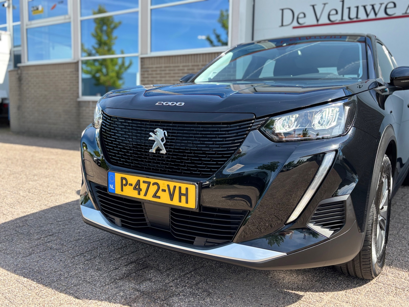 Peugeot e-2008 EV Active Pack 50 kWh|1 eig.|180 cam.|LED| — photo 7