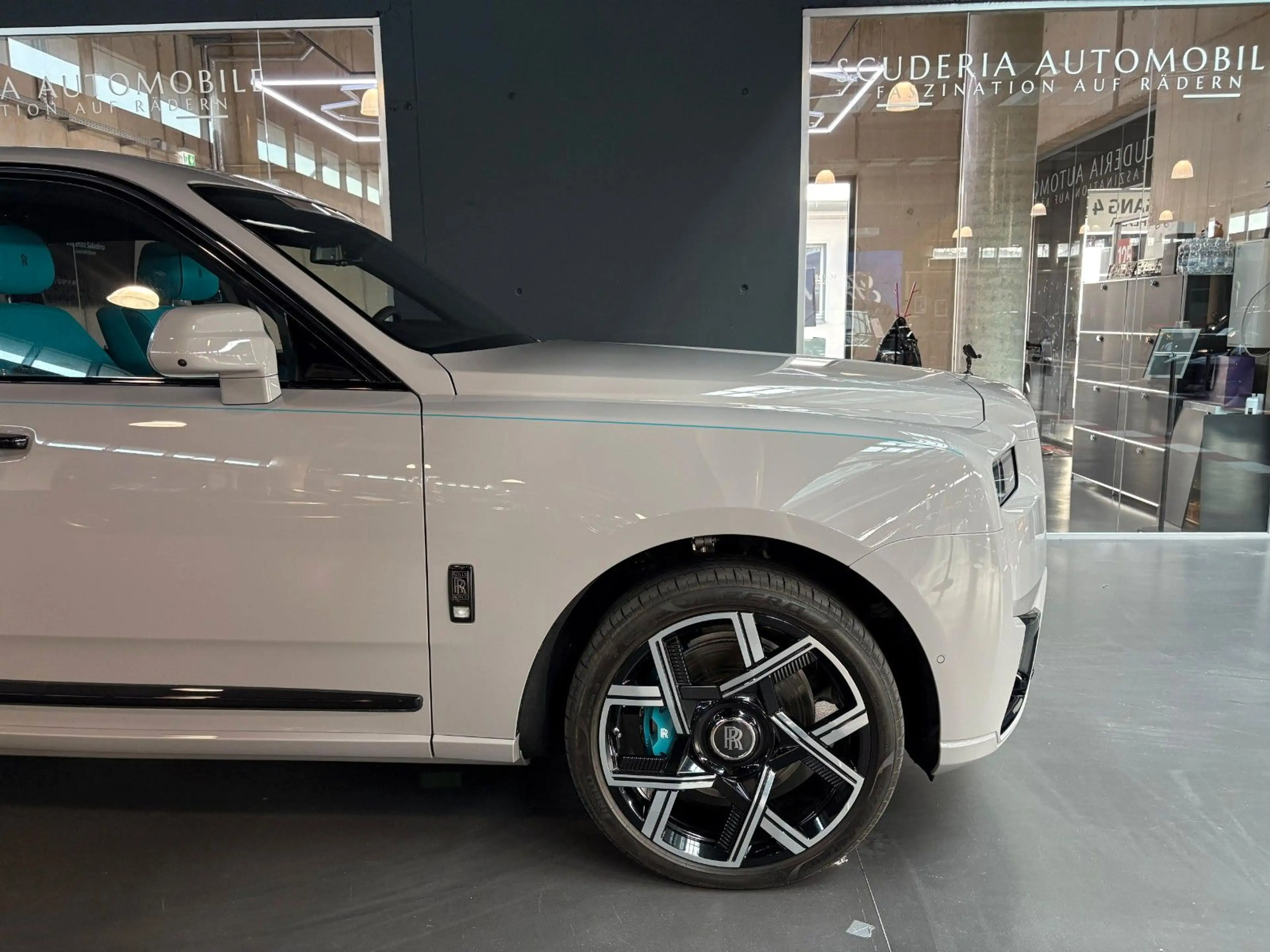 Rolls-Royce Cullinan Black Badge — photo 4