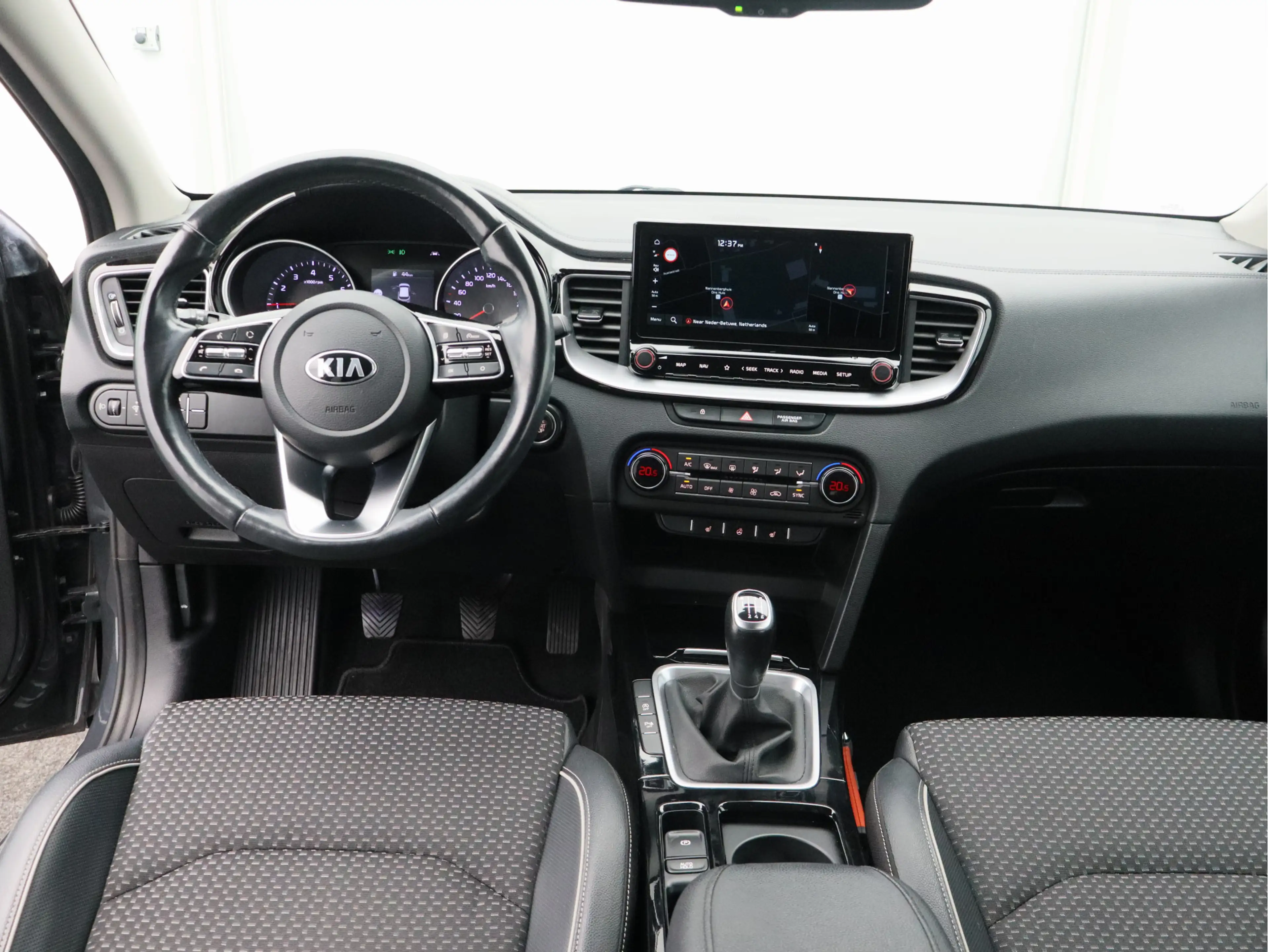 Kia Ceed SW / cee'd SW Sportswagon 1.0 T-GDi DynamicPlusLine/ unieke km! — photo 25