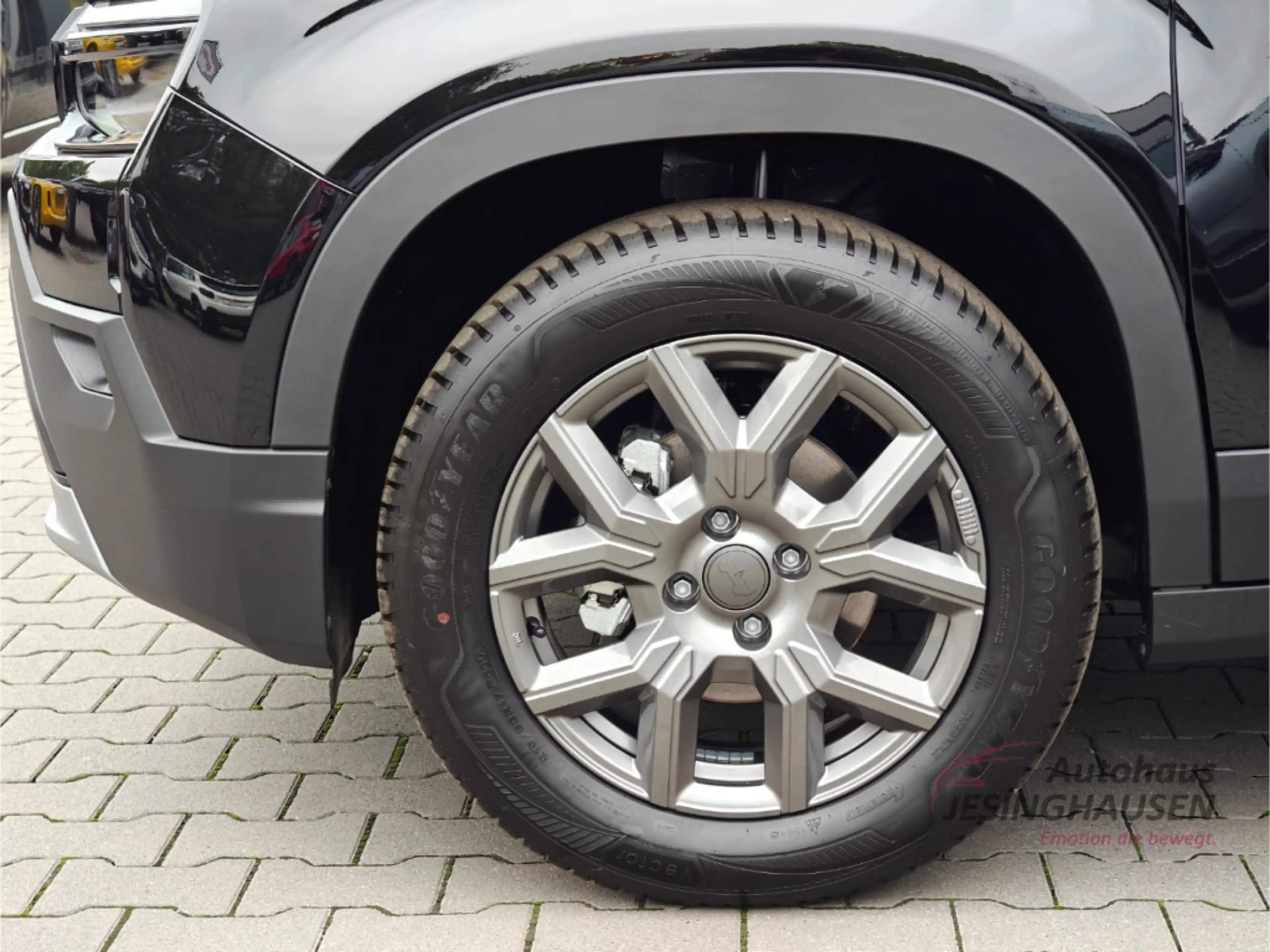 Jeep Avenger Altitude MY27 RFK+WinterP.+PDC+LED+ACC+Apple CarPl — photo 12