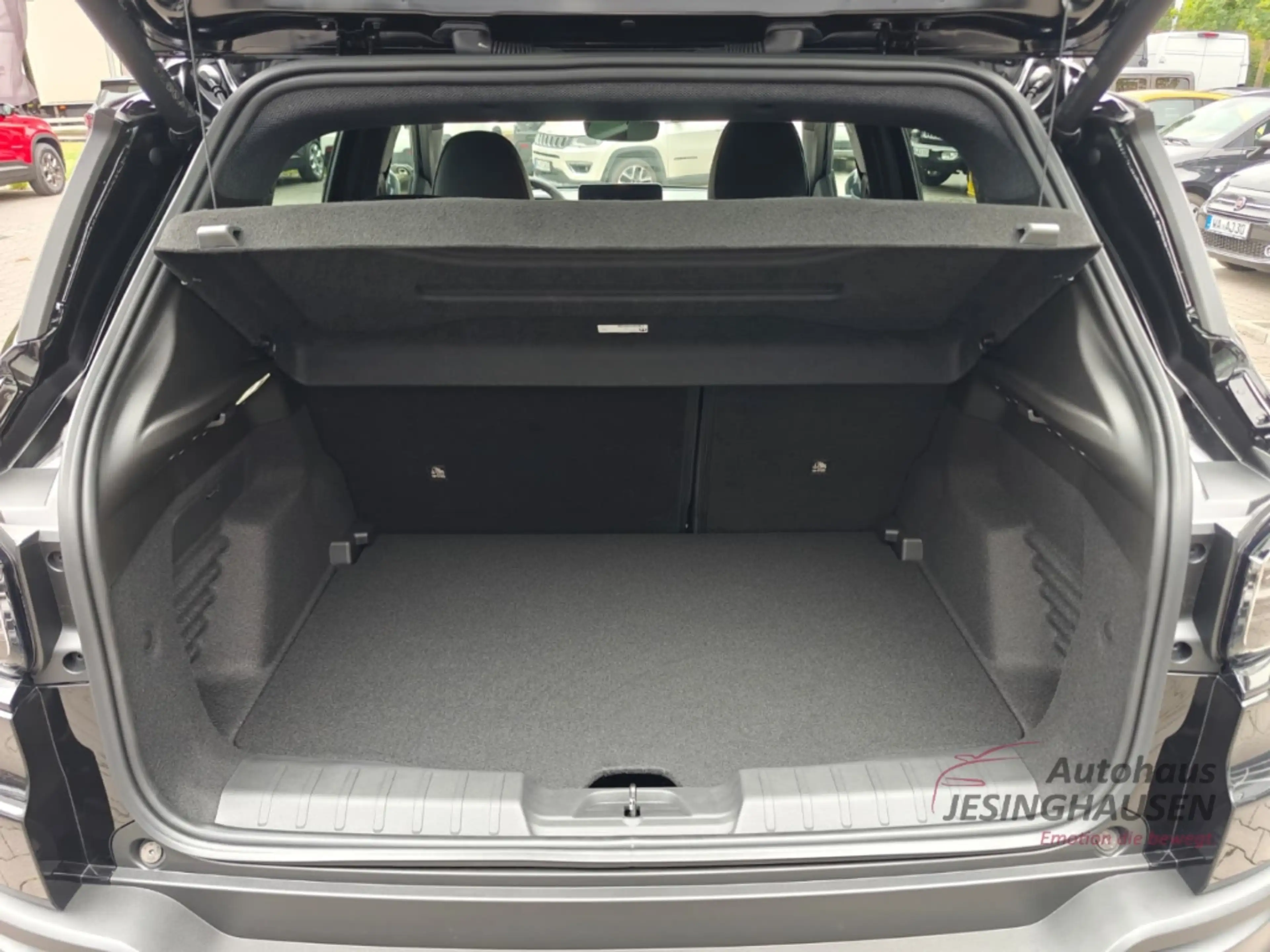 Jeep Avenger Altitude MY27 RFK+WinterP.+PDC+LED+ACC+Apple CarPl — photo 8