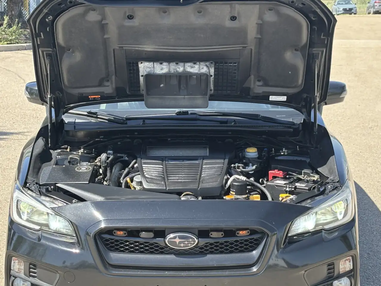 Subaru WRX снимка Subaru WRX