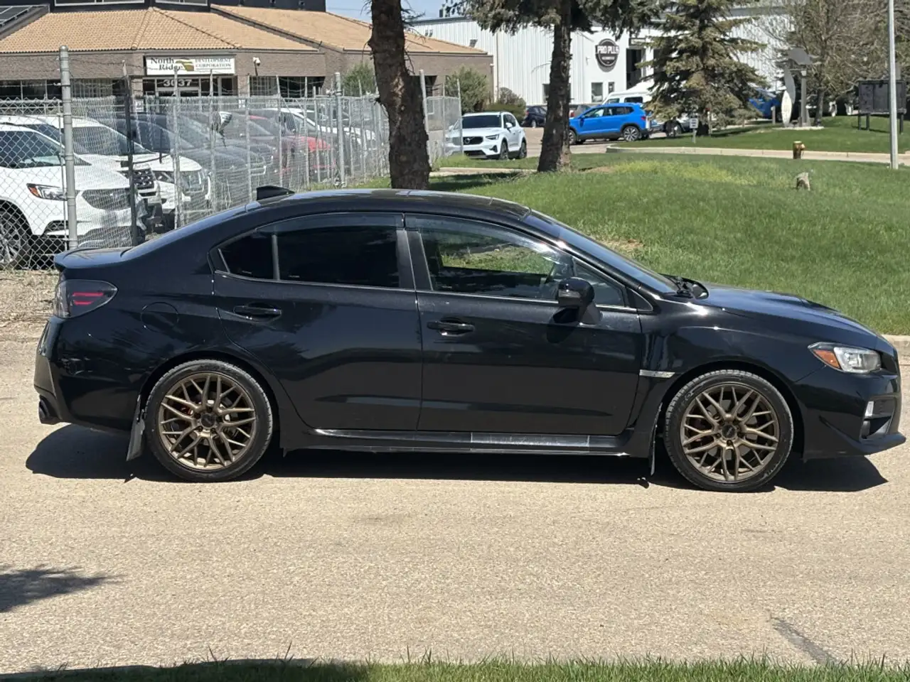 Subaru WRX снимка Subaru WRX