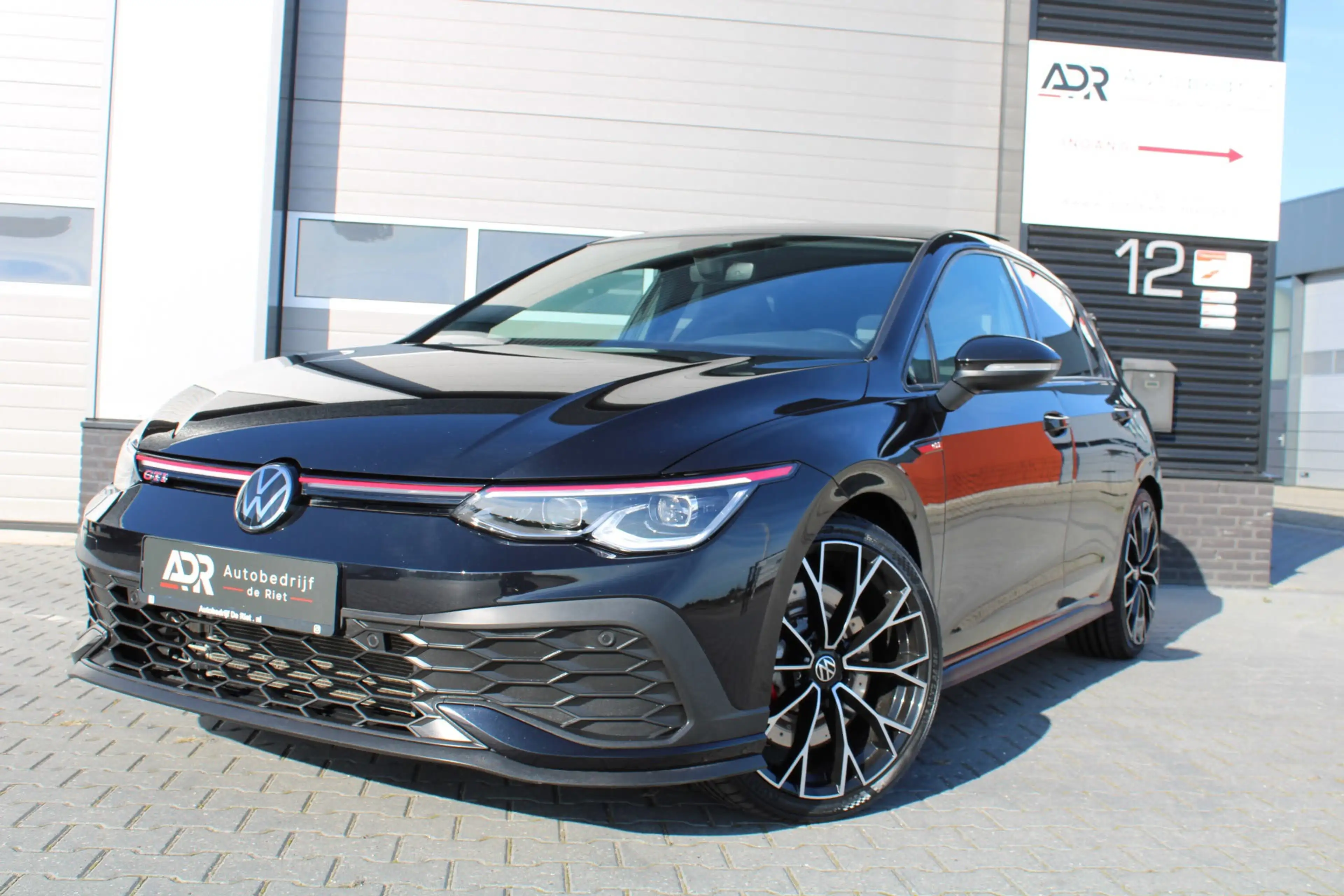 Volkswagen Golf GTI 2.0 TSI DSG CLUBSPORT|PANO|IQ|SFEER|PDC V+A|BOM VO