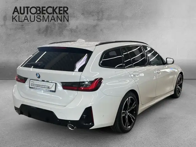BMW 3 Series view 2