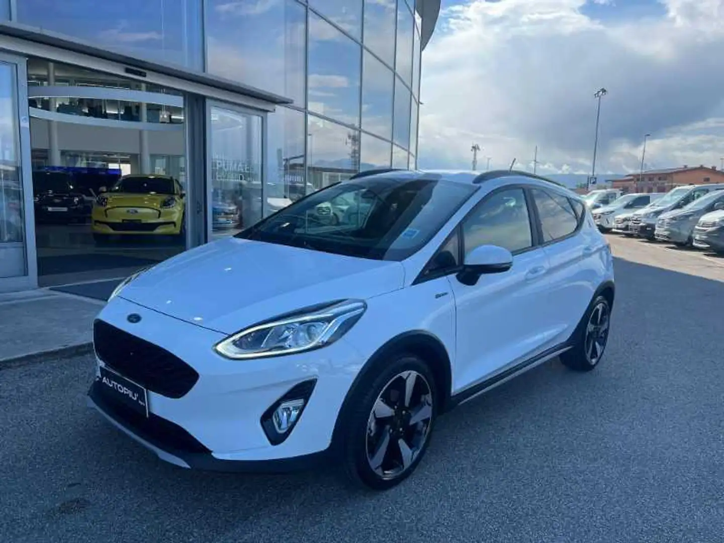 Ford Fiesta Active 1.0 Ecoboost 95 CV Weiß - 1