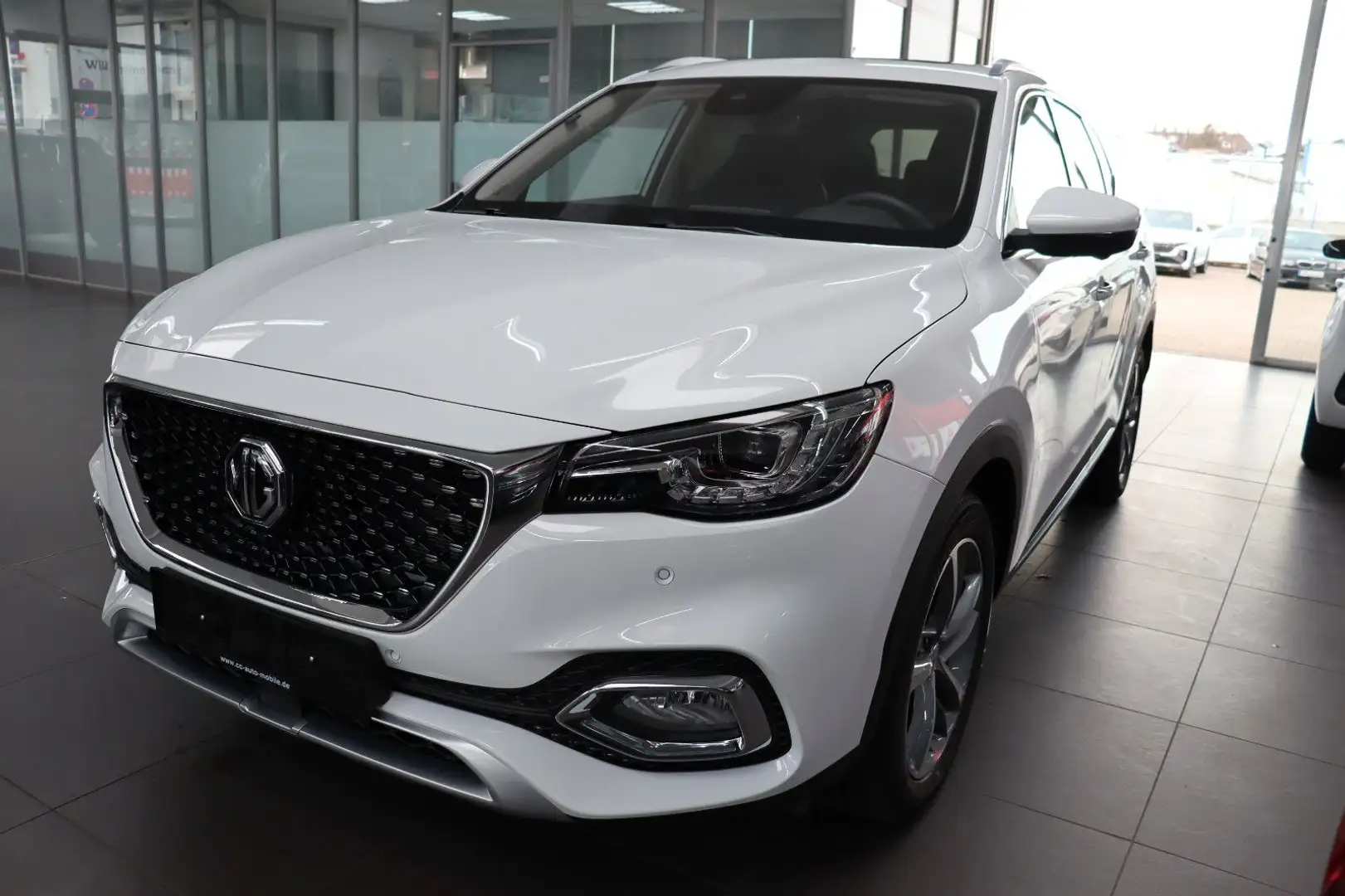 MG EHS Luxury PHEV Pano 360 Totwinkel ACC LED 7JGAR Bianco - 1