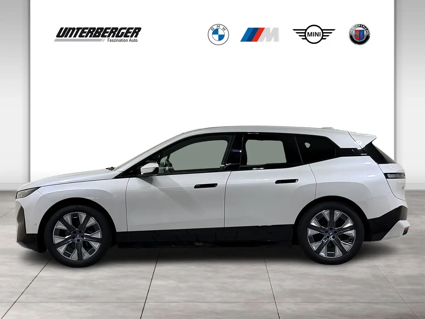 BMW iX xDrive40 Sportpaket AHK ACC DA-Pro PA+ 360° Weiß - 2
