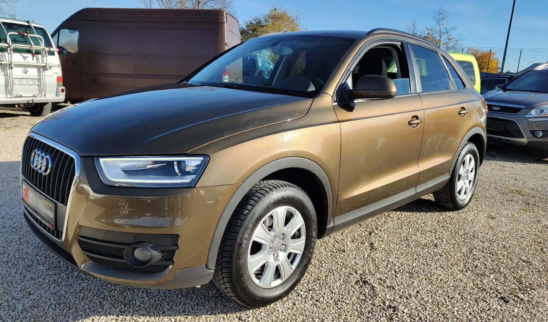 Audi Q3 2.0 TDI Xenon* Navi* 2PDC* TÜV-2027* Braun - 2