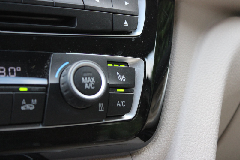 BMW 330 3-serie 330e Centennial High Executive — photo 11