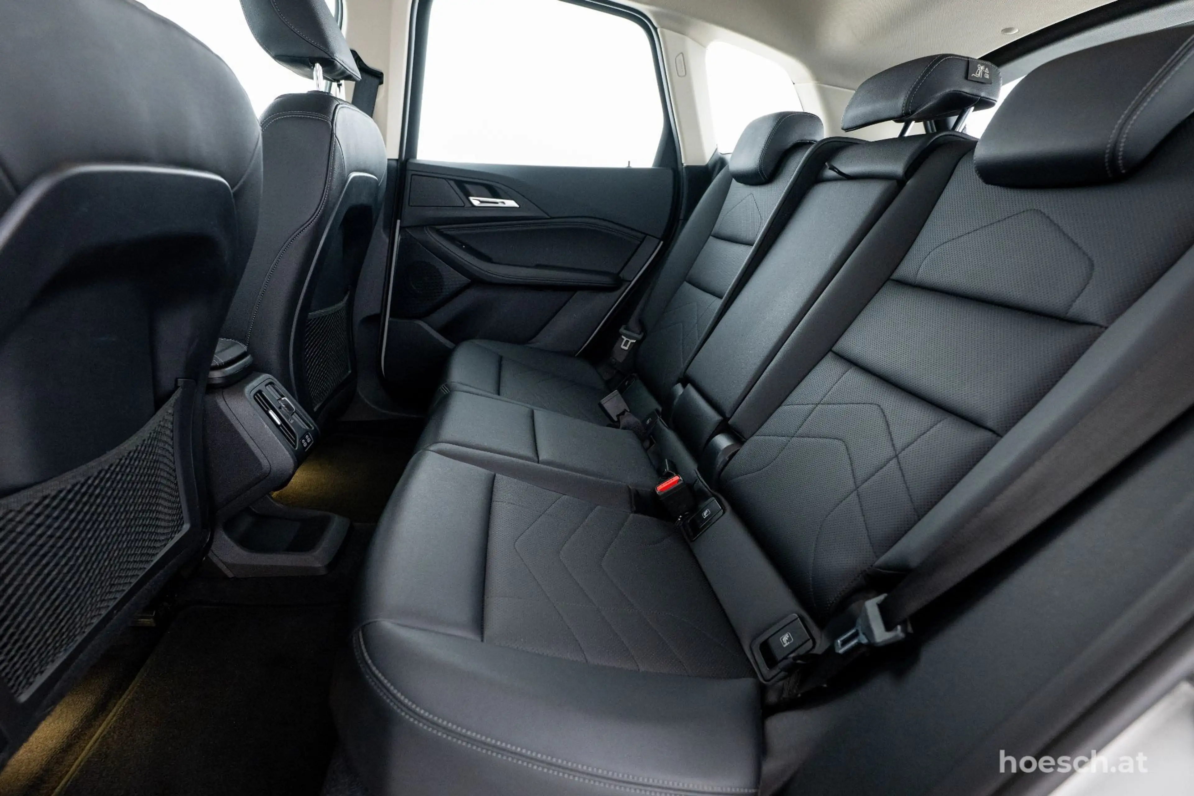 BMW 225 e xDrive Active Tourer Luxury PREMIUM -53% — photo 8