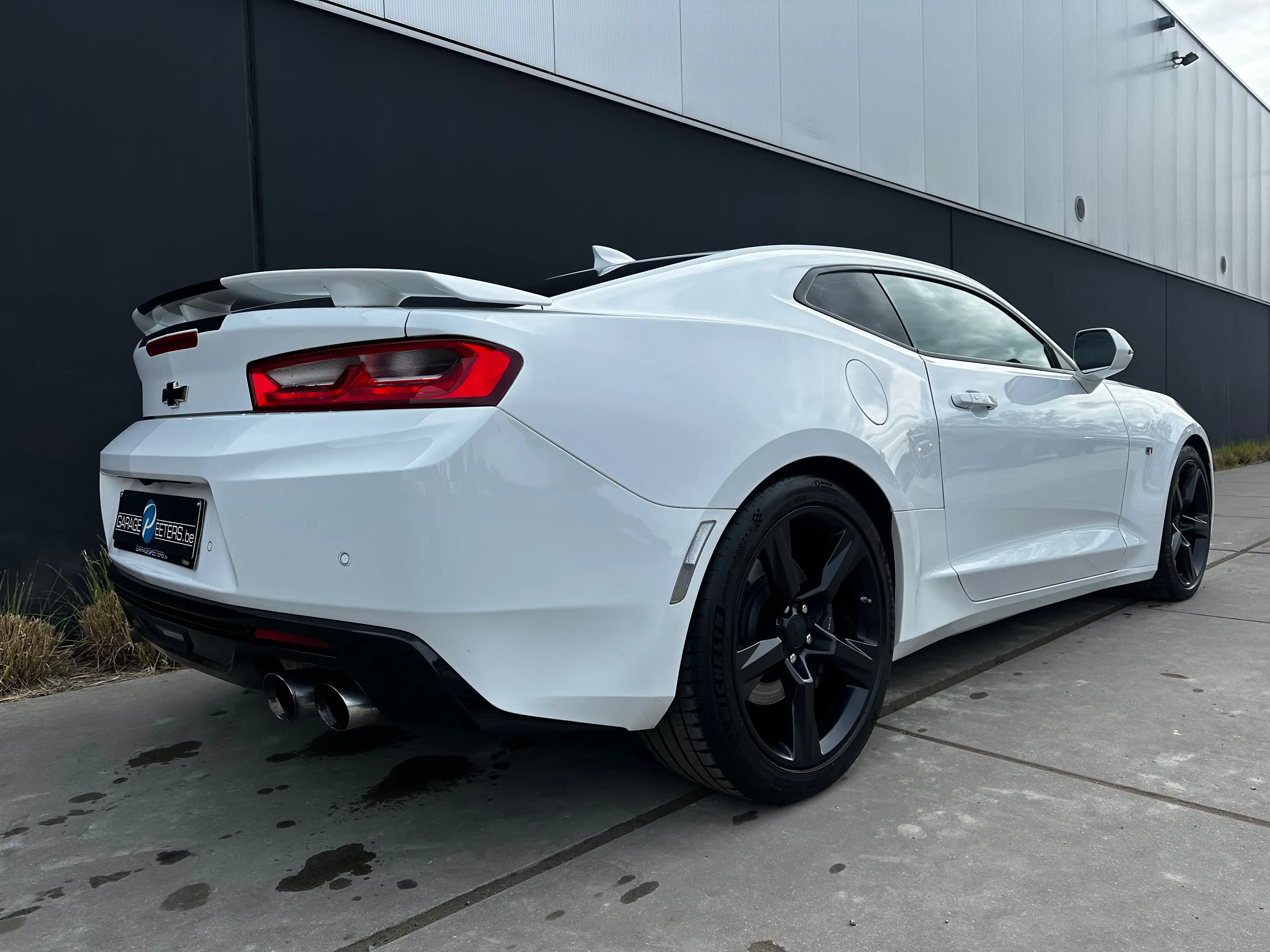 Chevrolet Camaro 6.2i V8 *AUT.*LEDER*BOSE*NAVI*LED*CAMERA*HUD*KEYLESS*20"ALU*BREMBO*EUROPEAN CAR!* — photo 3