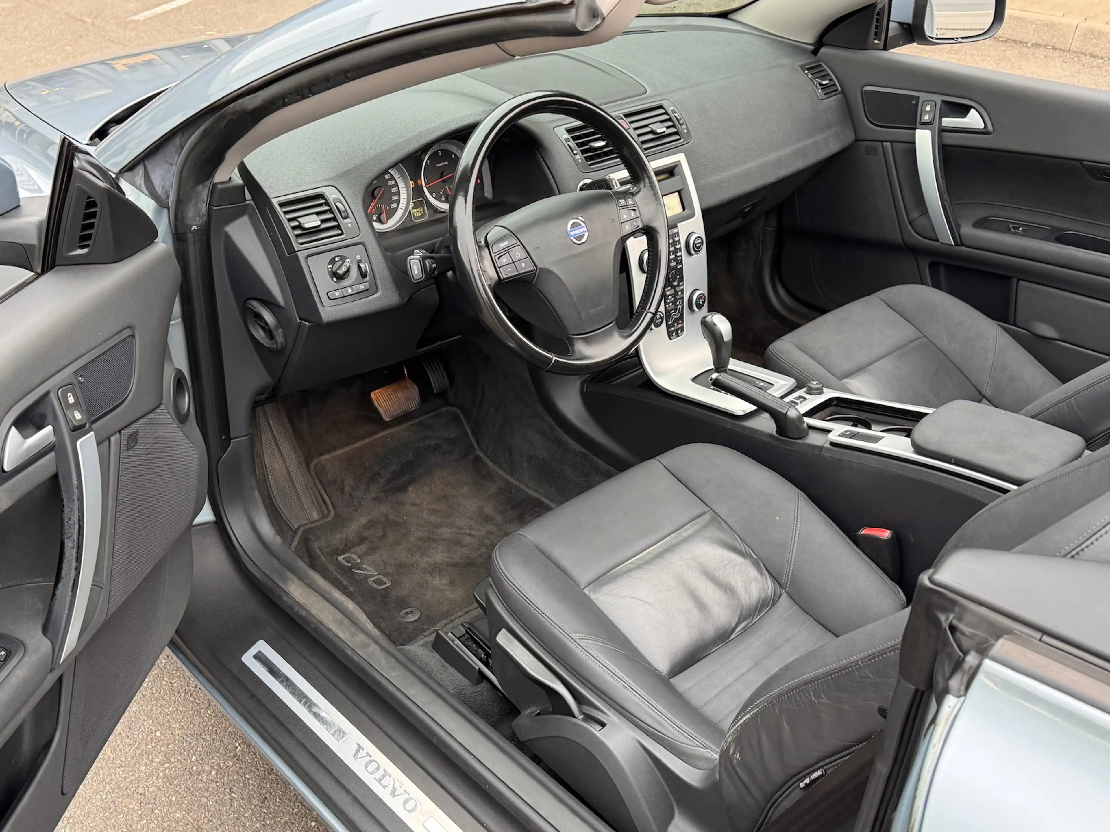 Volvo C70 D4 Momentum*Autom.*Bluetooth*Xenon*Sitzheizg — photo 10