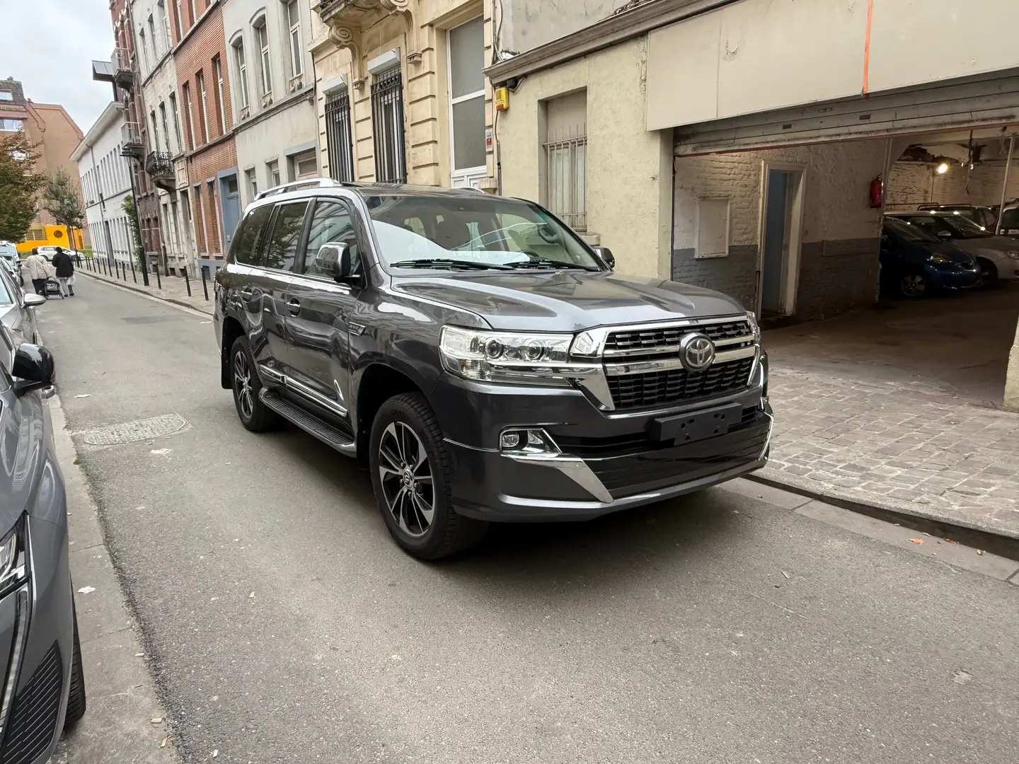 Toyota Land Cruiser 4.5 D-4D V8 VIP 60th Anniversary DPF - 2