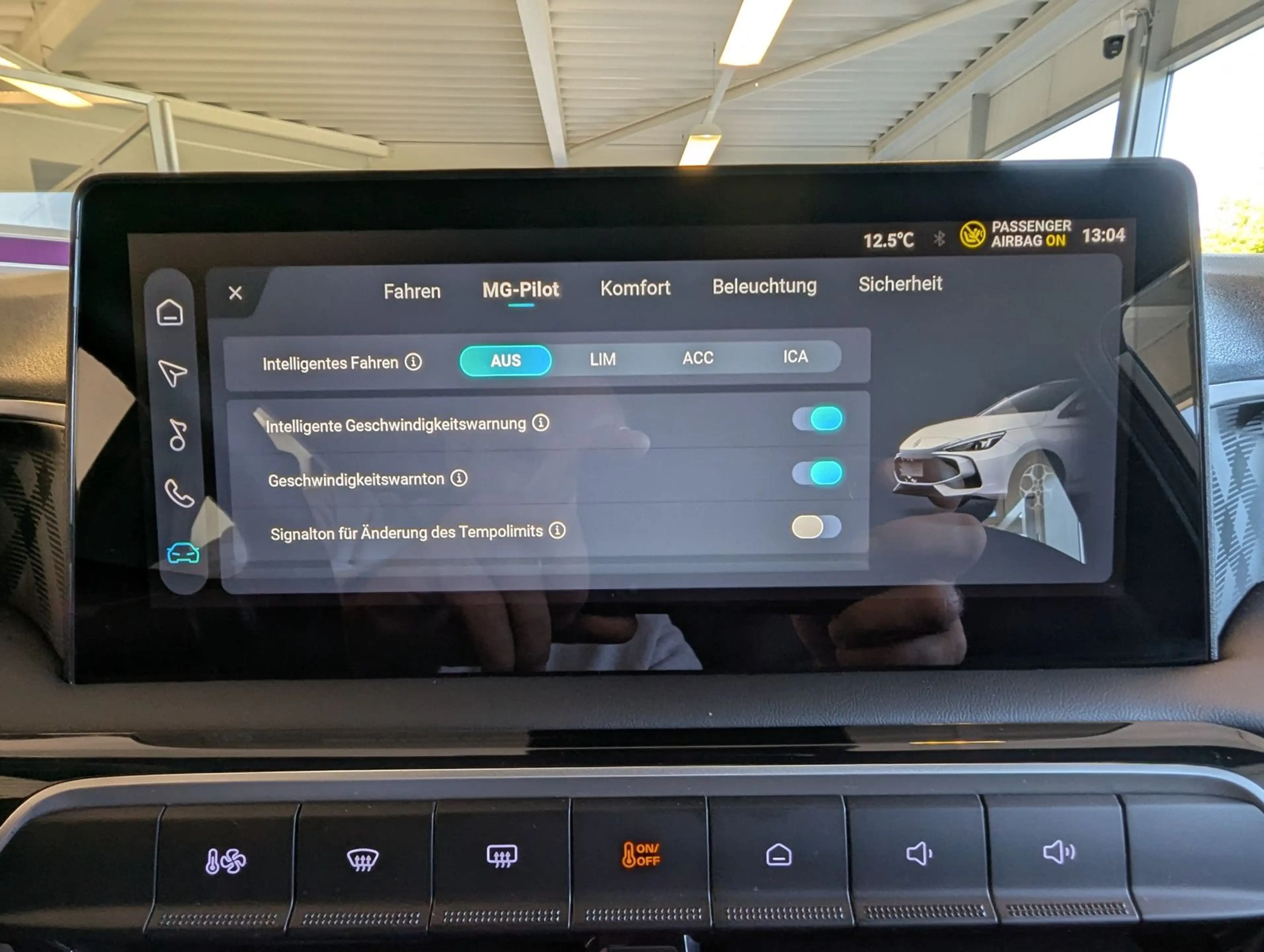 MG MG3 1.5 Hybrid+ Comfort Kamera Navi ACC 16" — photo 28