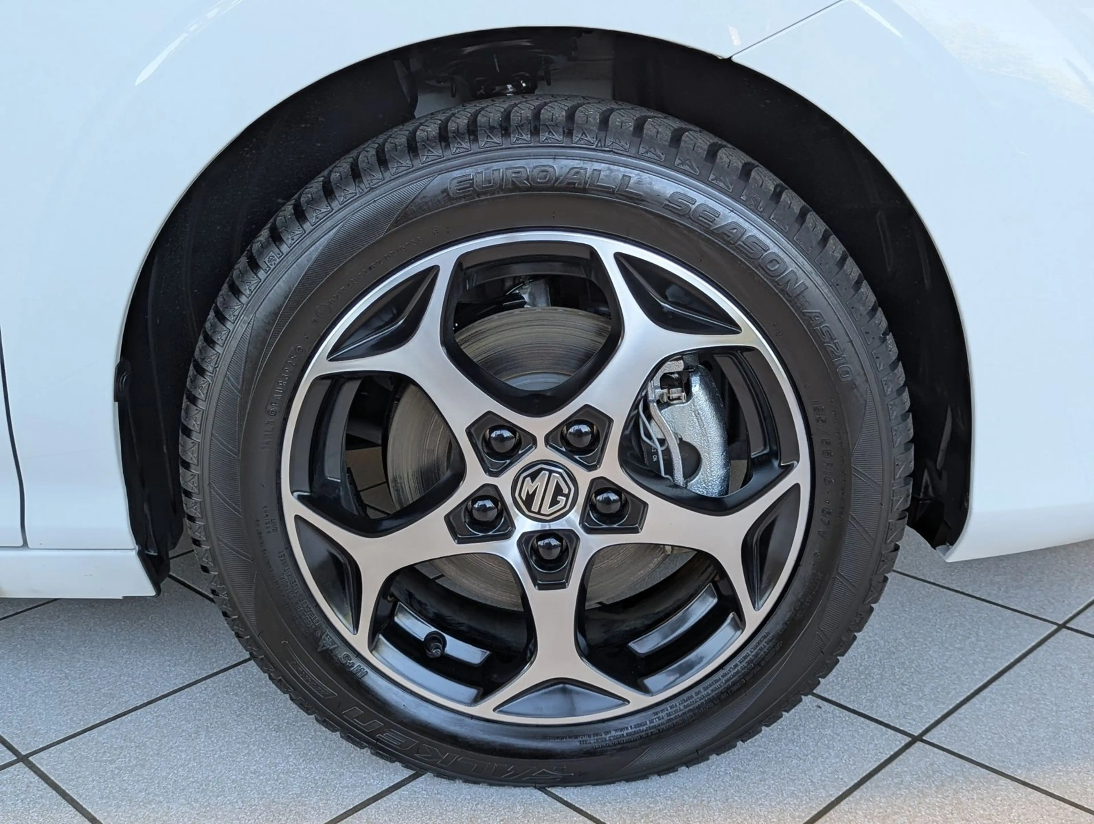MG MG3 1.5 Hybrid+ Comfort Kamera Navi ACC 16" — photo 10