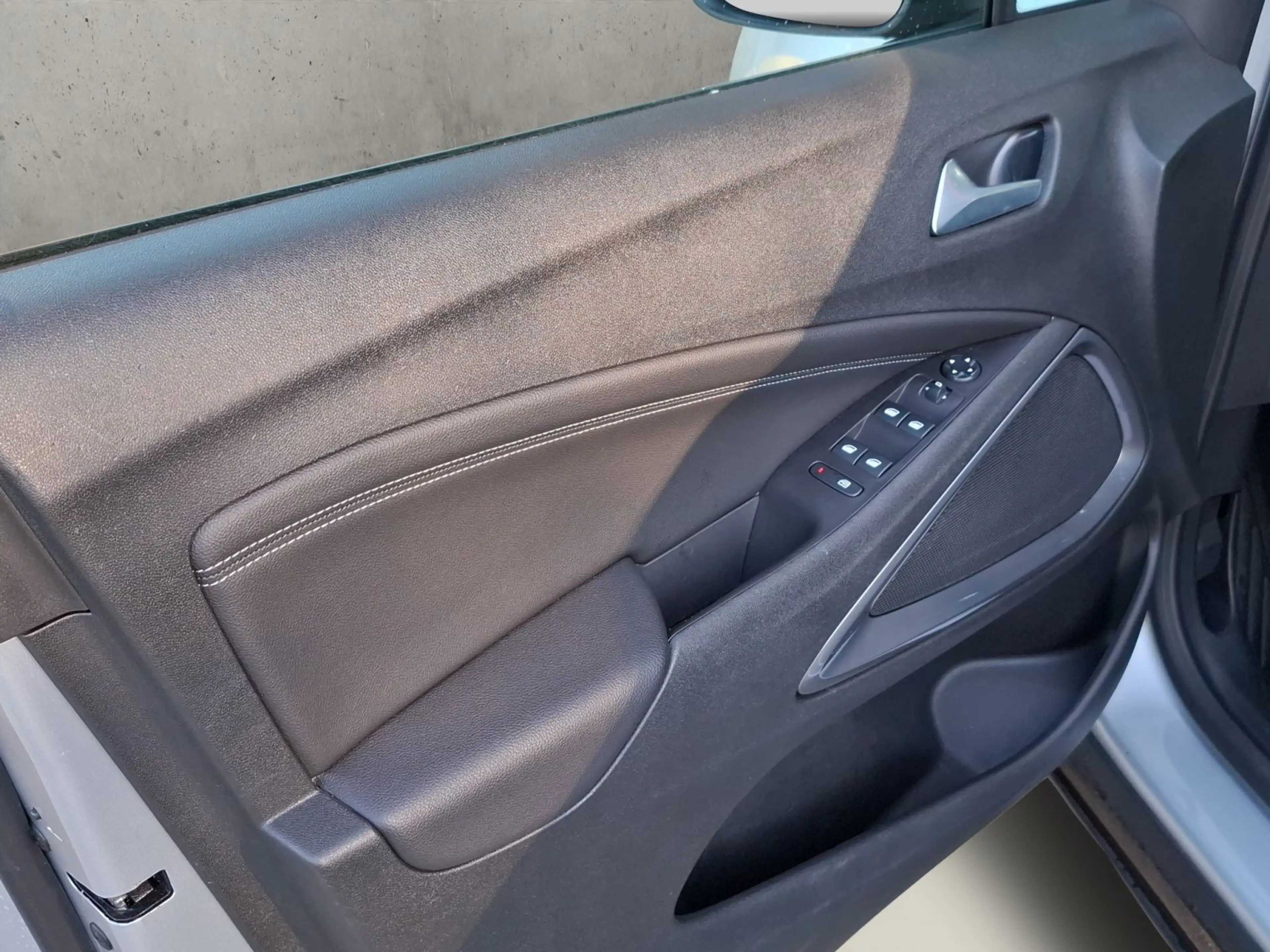 Opel Crossland Opel Crossland 1.2 Elegance — photo 12