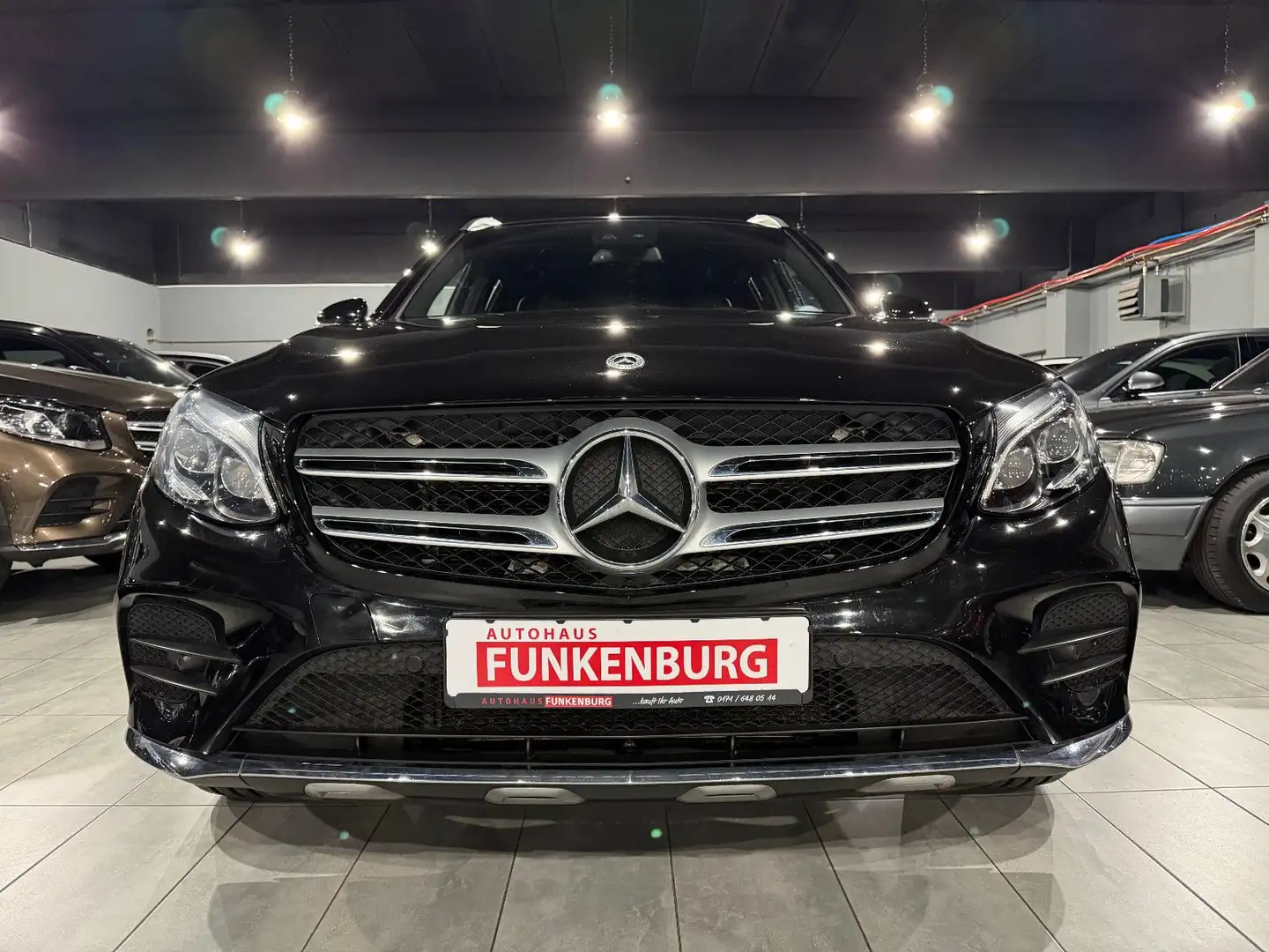 Mercedes-Benz GLC 350 d 4M AMG/PANO/KEYLES/AUT/LED/NAVI/KAMERA Schwarz - 2